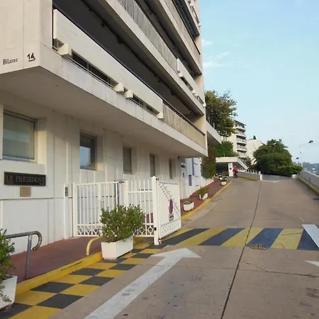 2, 3 And 4 Bedroom Sea View Forville 5 Mins From The Palais Apartament