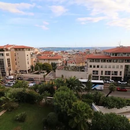 Apartament 2, 3 And 4 Bedroom Sea View Forville 5 Mins From The Palais *